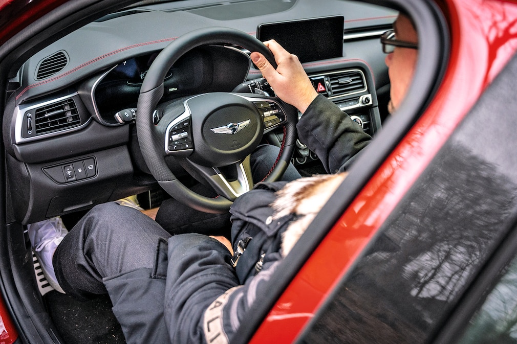 Genesis G70 Genesis G70