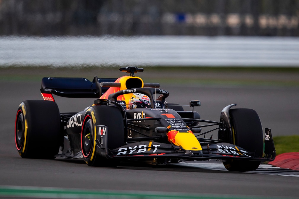 RB18