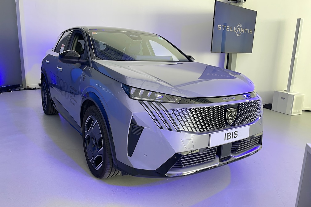 Im Peugeot E-3008 steckt ein neuartiger IBIS-Wechselstromakku