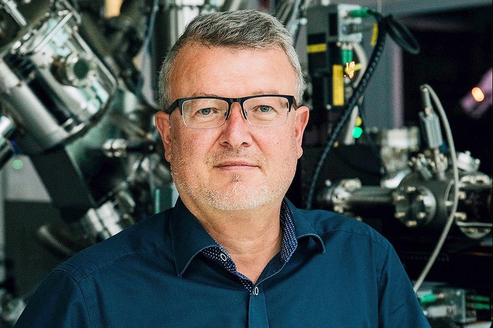 Professor Maximilian Fichtner