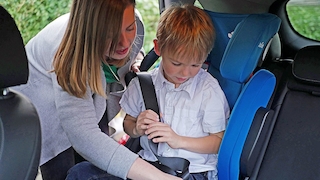 Kindersitz im Test - Joie Traver Shield