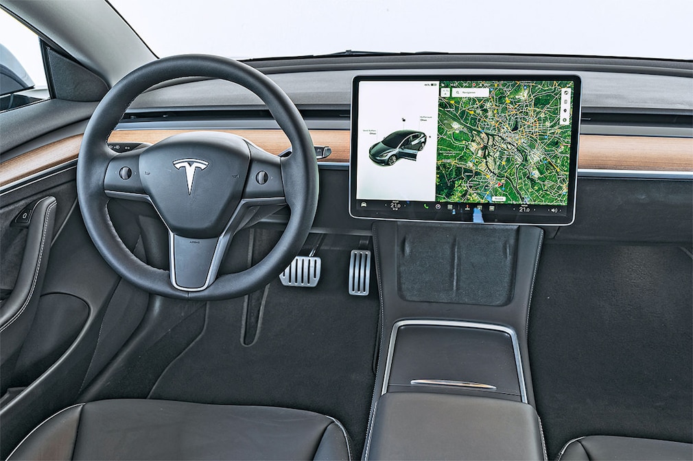 Tesla Model 3 Performance