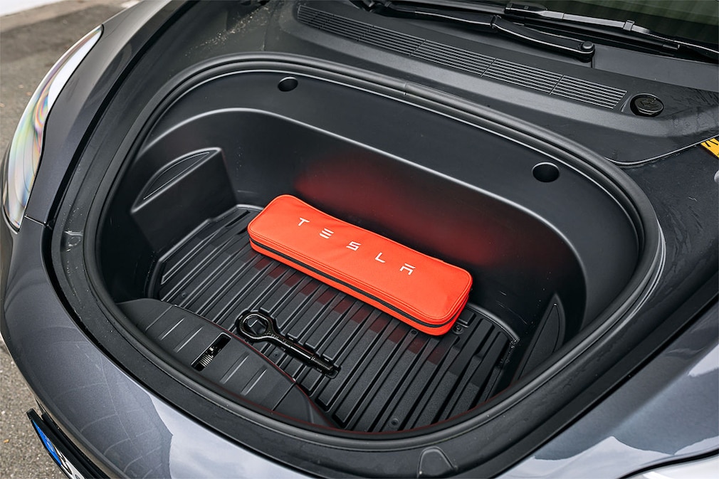 Tesla Model 3 Performance
