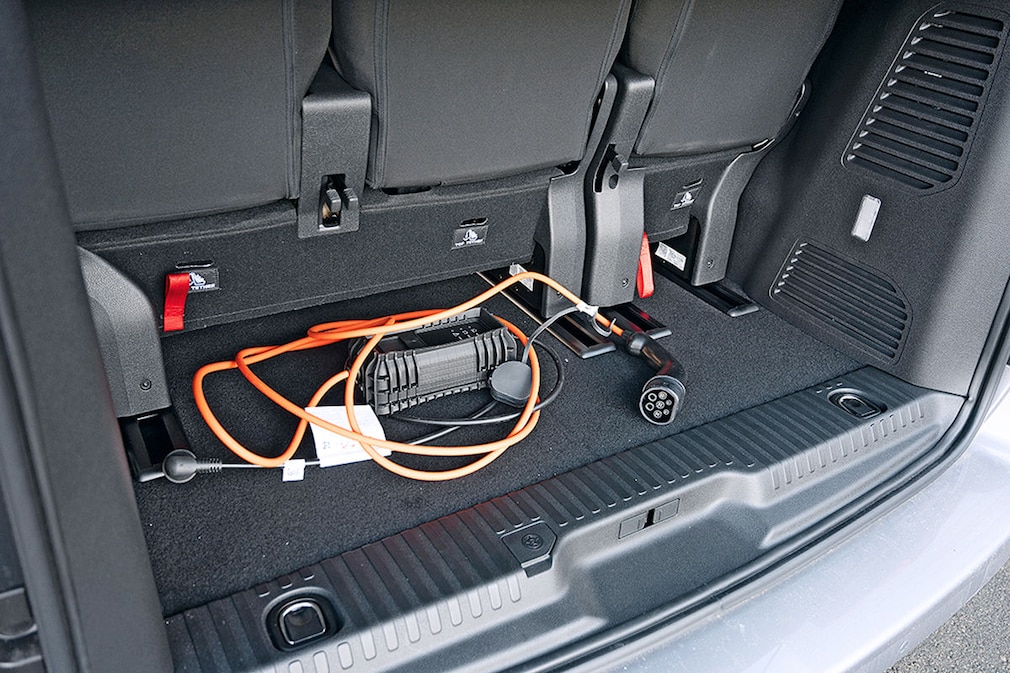 Pössl E-Vanster
