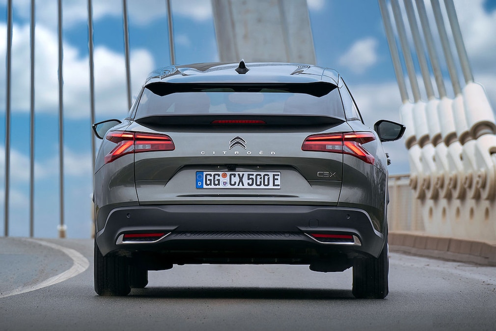 Citroen C5 X Plug-in-Hybrid 225