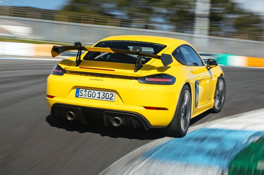 Porsche 718 Cayman GT4 RS