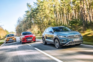 Renault Captur TCe 140           Ford Puma 1.0 EcoBoost      VW T-Roc 1.5 TSI      