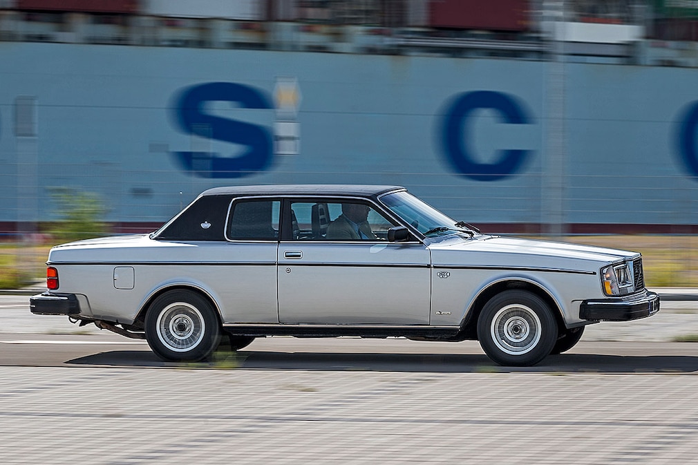 Volvo 262 C