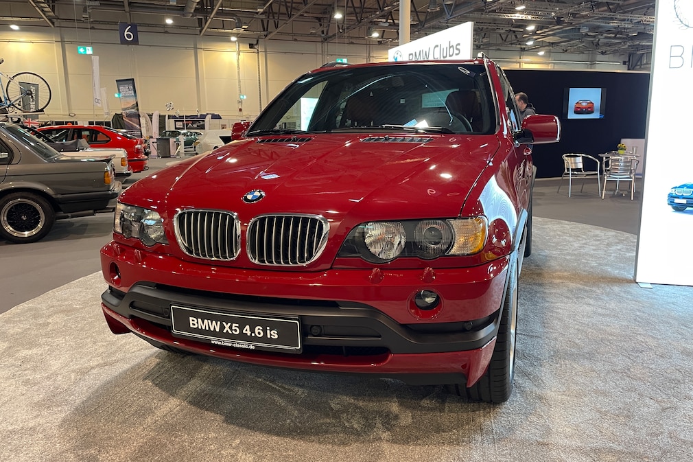 BMW X5 4.6is 1999 Techno Classica Essen