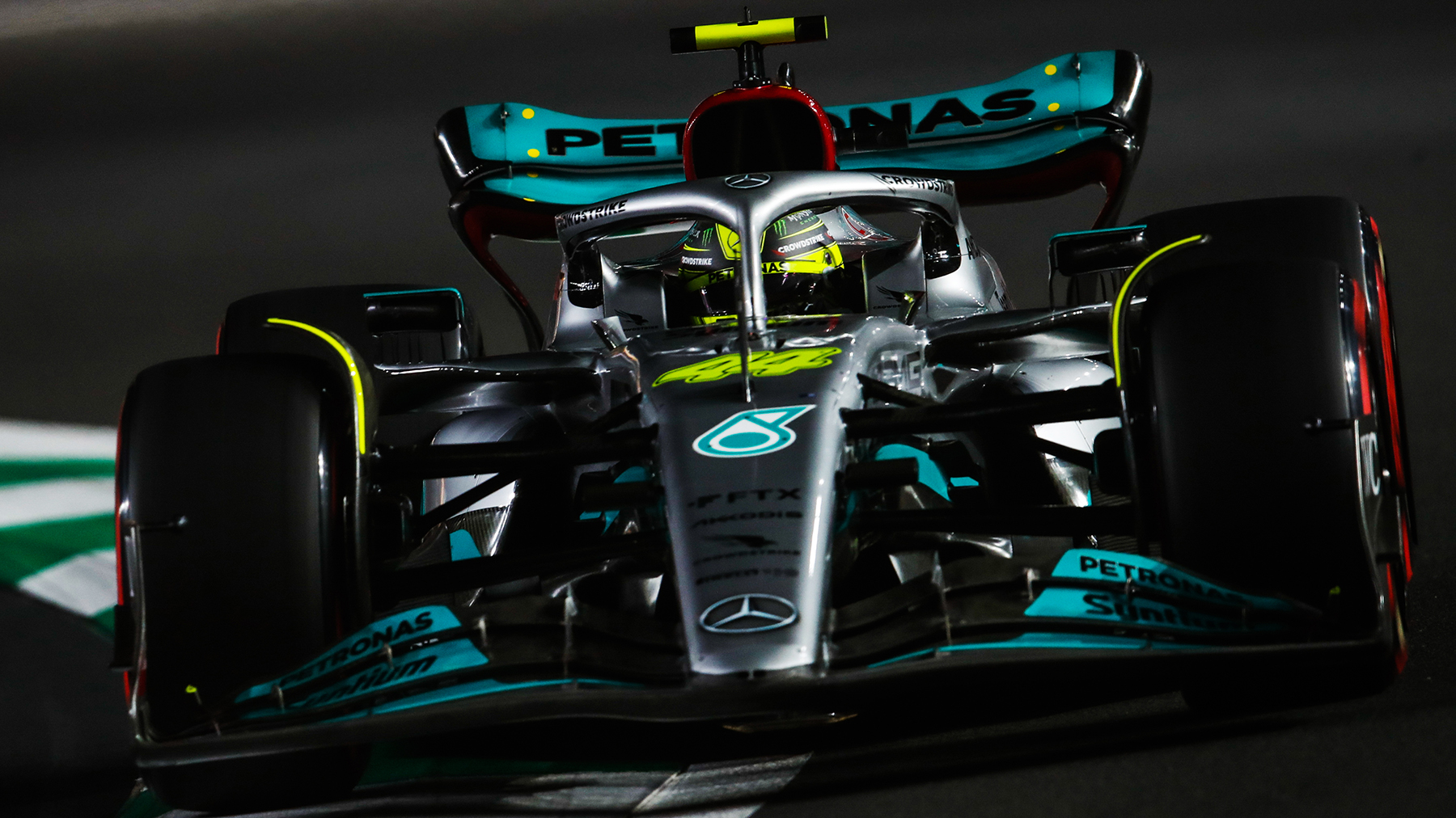 Formel 1 Mercedes Wolff wütet nach historischer Hamilton-Pleite