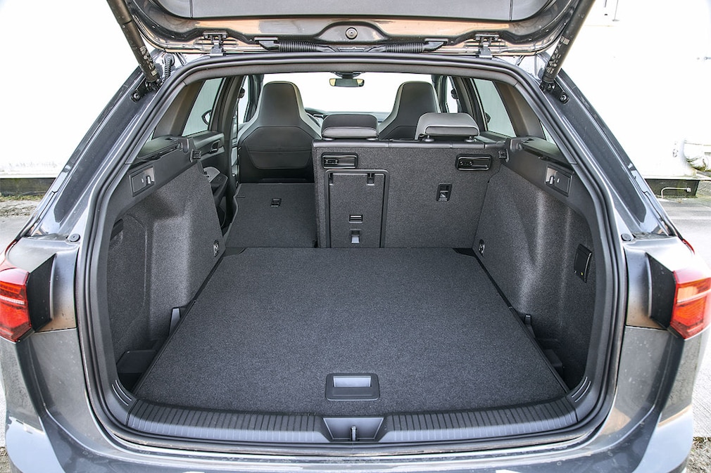 VW Golf Variant 1.5 eTSI DSG