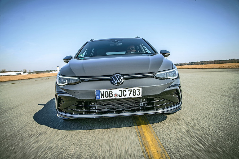 VW Golf Variant 1.5 eTSI DSG