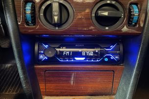 Kompaktes Radio mit vielen Features