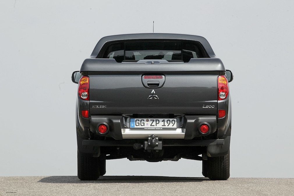 Mitsubishi L200 IV