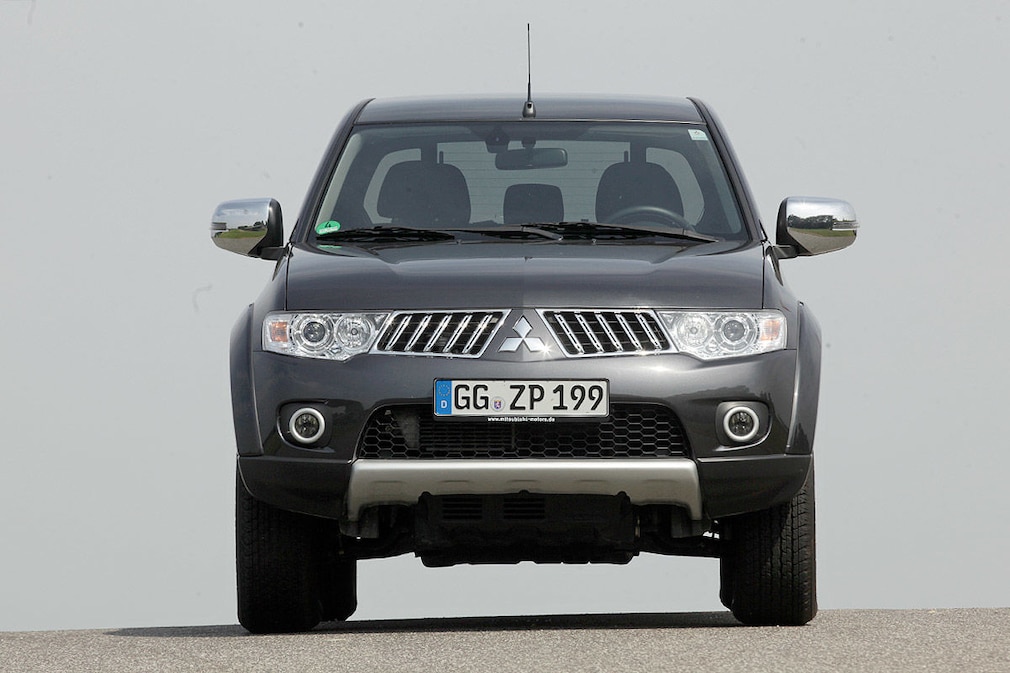 Mitsubishi L200 IV