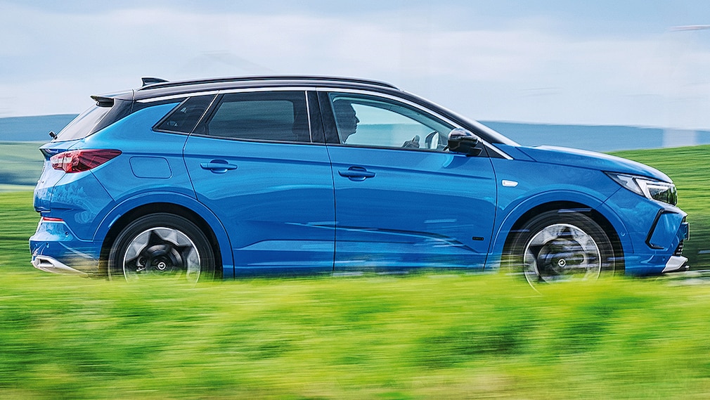 Opel Grandland Hybrid 4