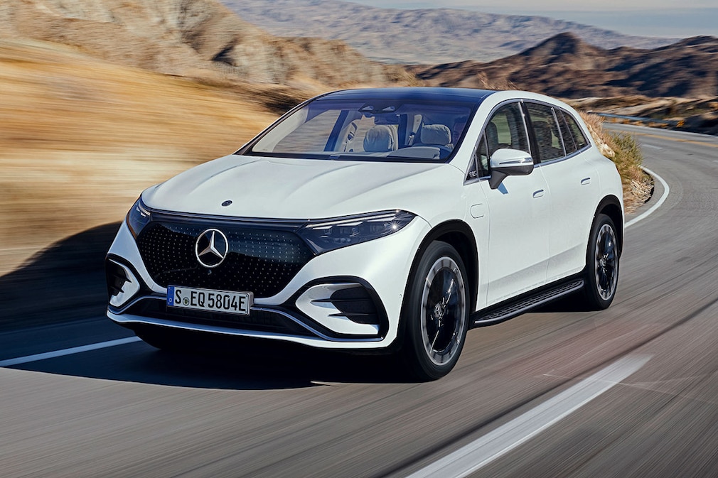 Mercedes EQS SUV