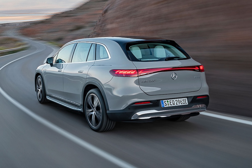 Mercedes EQS SUV