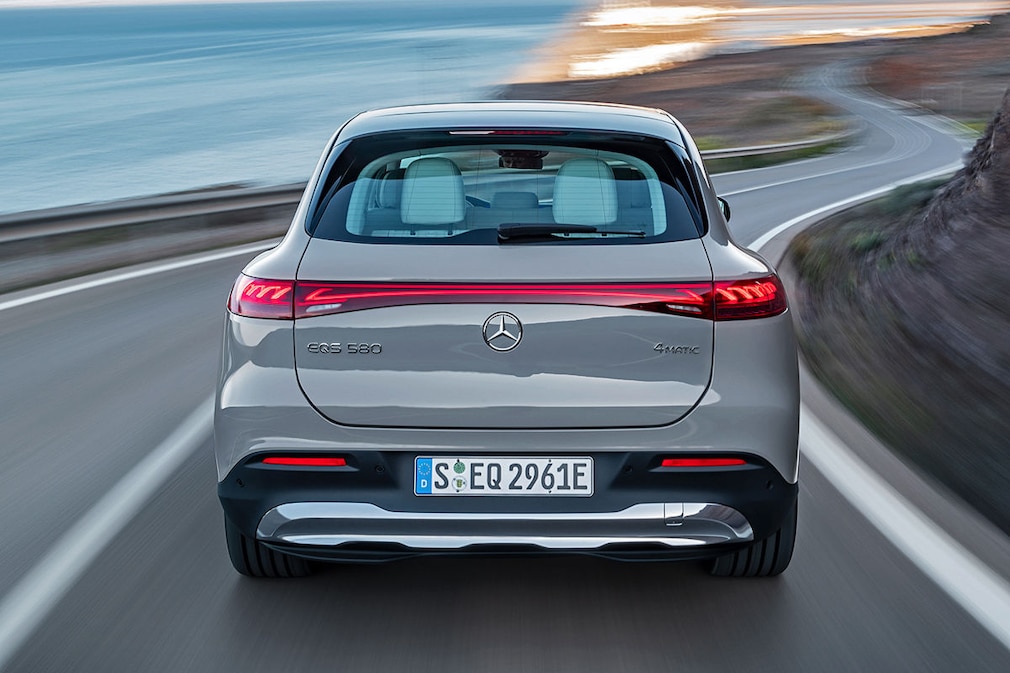 Mercedes EQS SUV