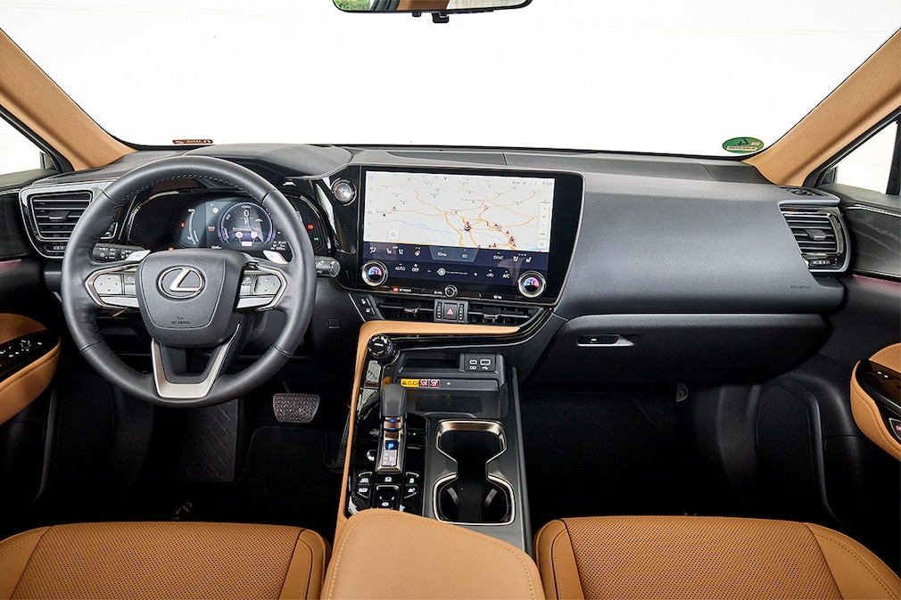 Lexus NX 450h+