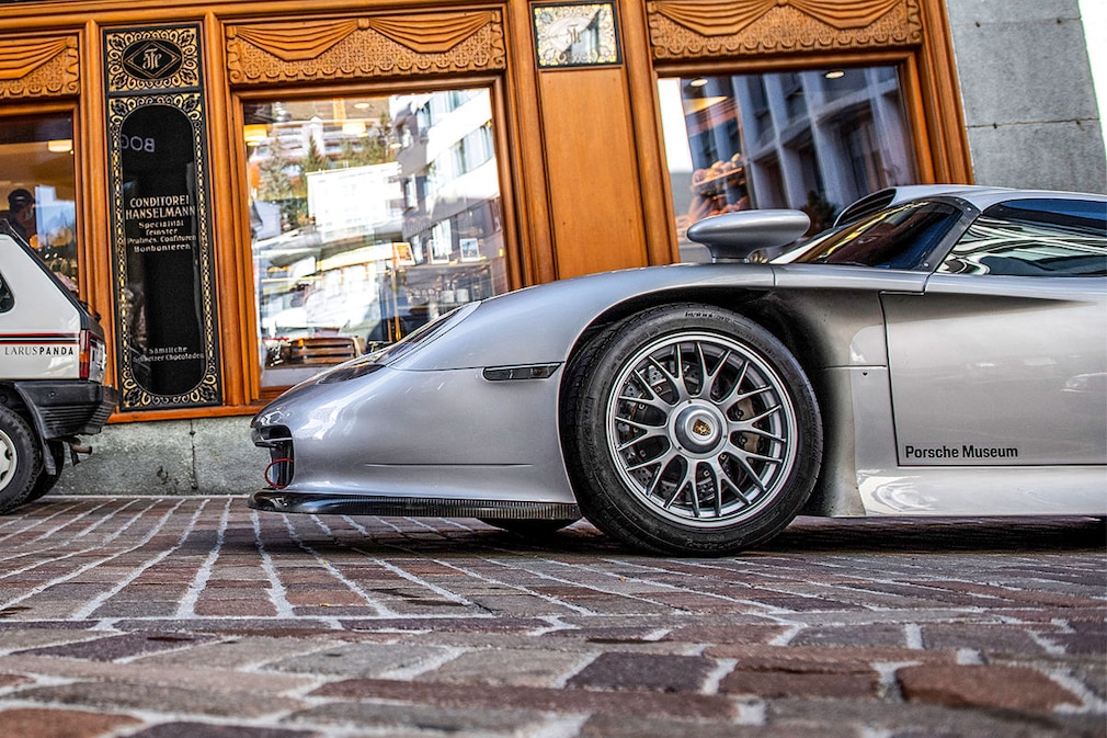 Porsche 911 GT1 /97