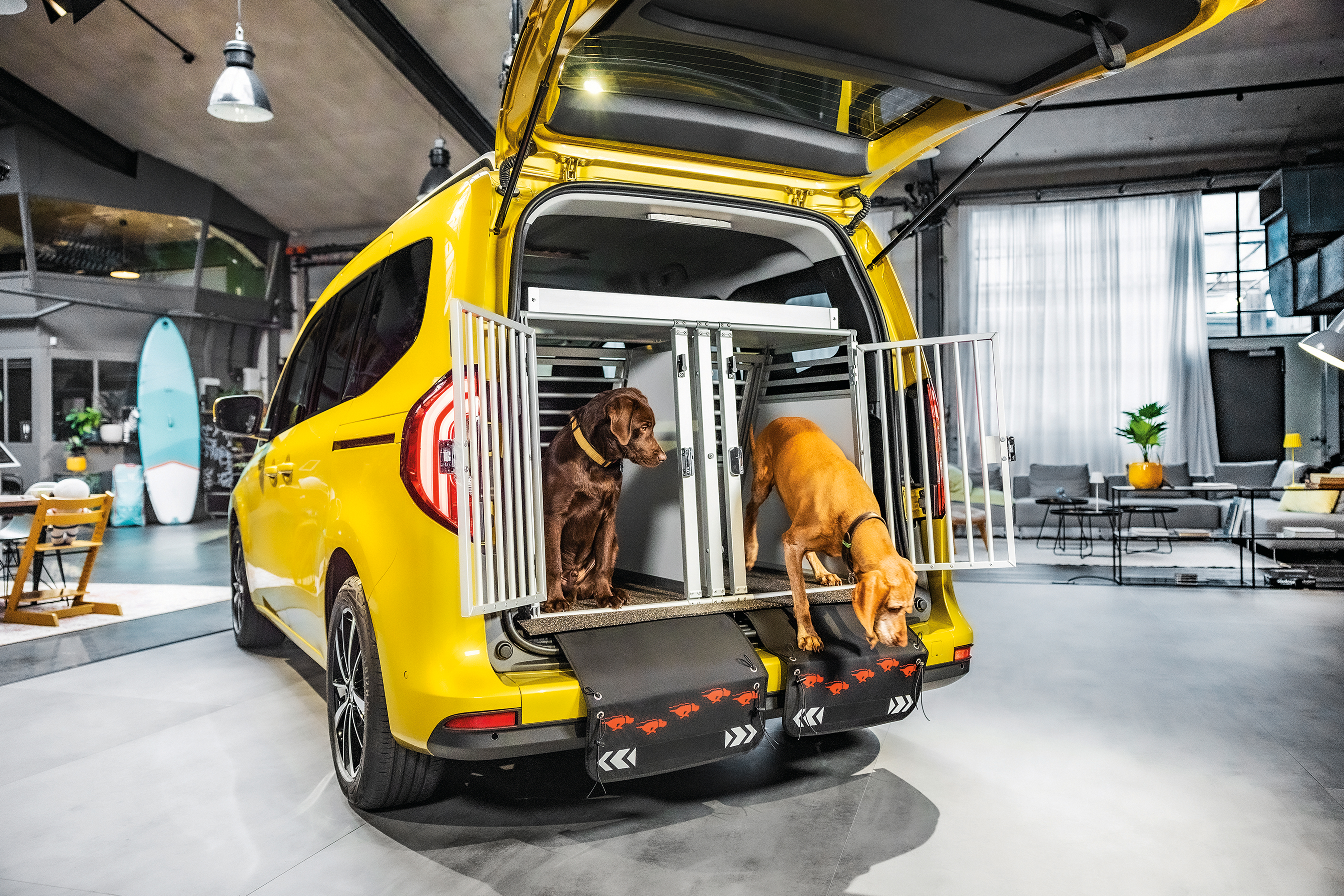 Mercedes T-Klasse/EQT (2022): So fährt der neue Benz-Van - AUTO BILD