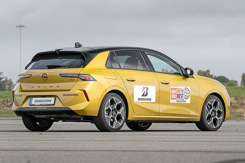 Opel Astra Plug-in Hybrid