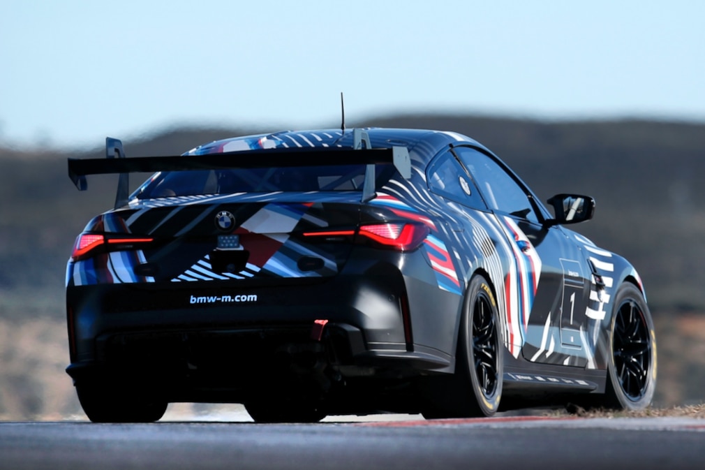 BMW M4 GT4 BMW M4 GT4