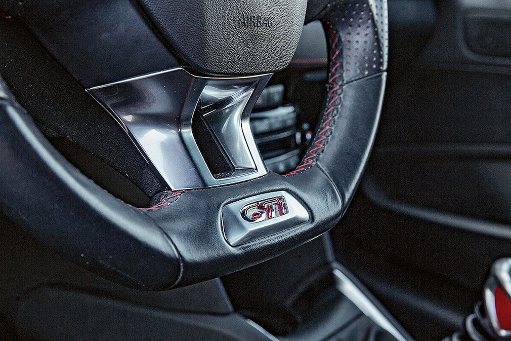 Peugeot 208 GTi