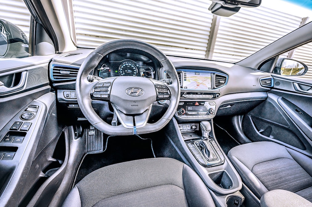 Hyundai Ioniq 1.6 GDI Hybrid