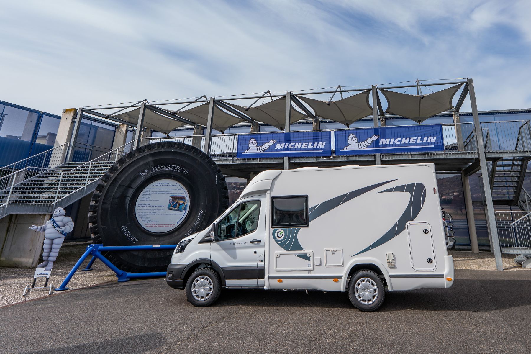 CrossClimate Reisemobil: Michelin Camping Ganzjahresreifen,