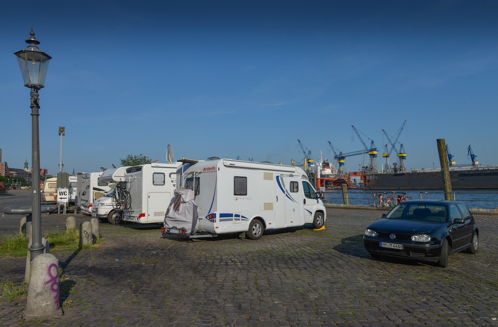 Wohnmobile Fischmarkt St. Pauli Hamburg Deutschland