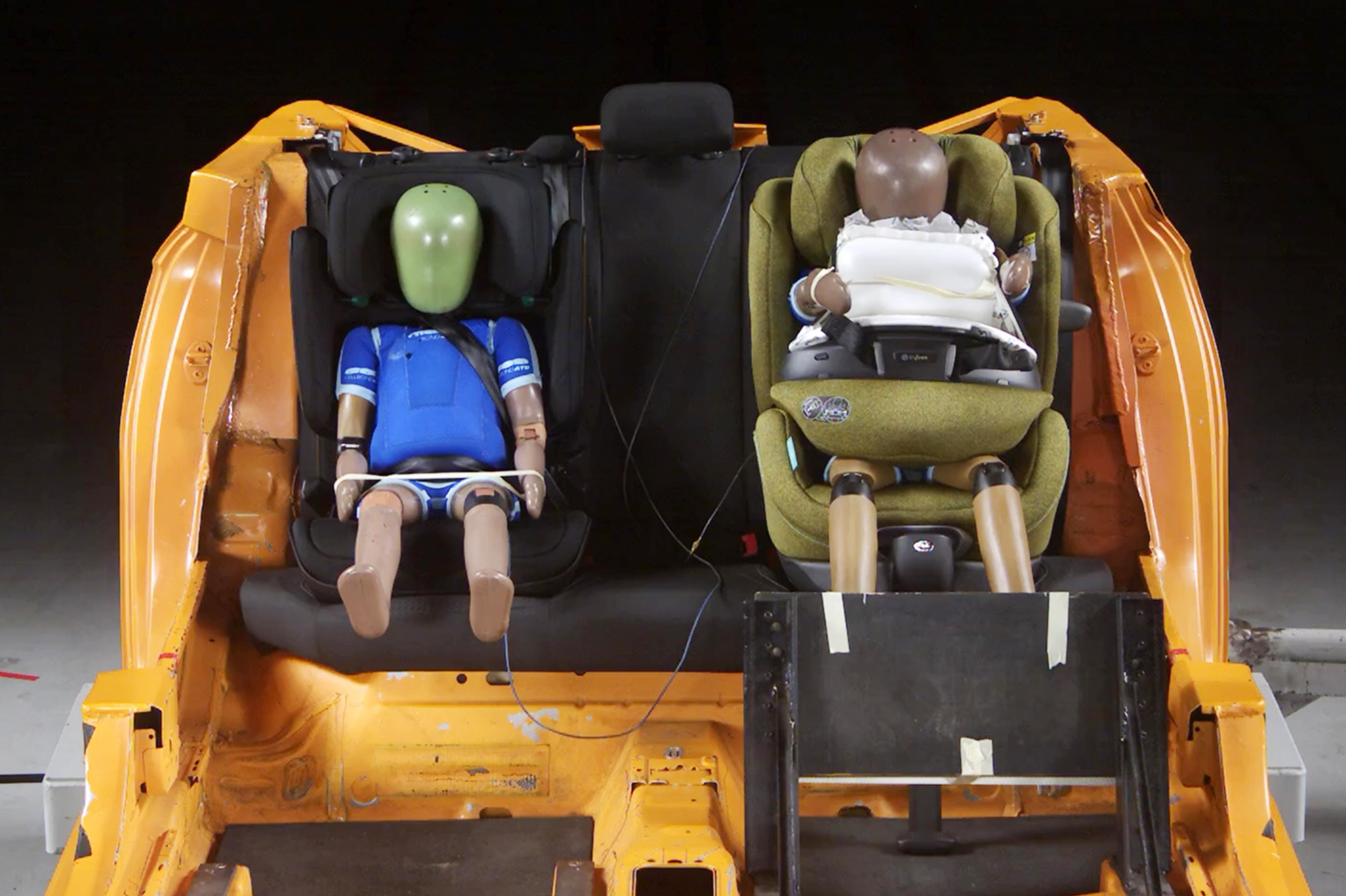 ADAC-Kindersitz-Test 2022: einmal "sehr gut", viermal "mangelhaft" - AUTO  BILD
