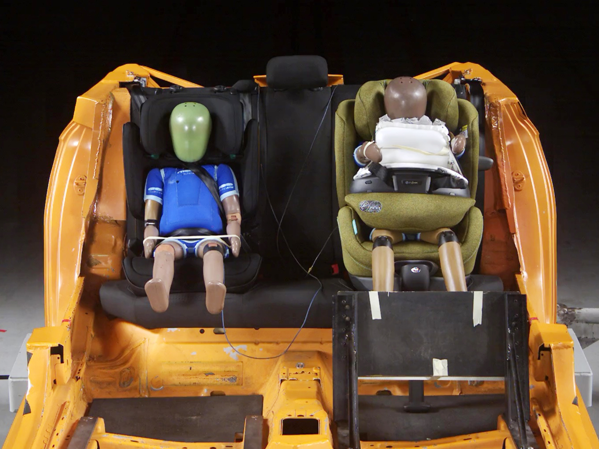 ADAC-Kindersitz-Test 2022: einmal "sehr gut", viermal "mangelhaft" - AUTO  BILD