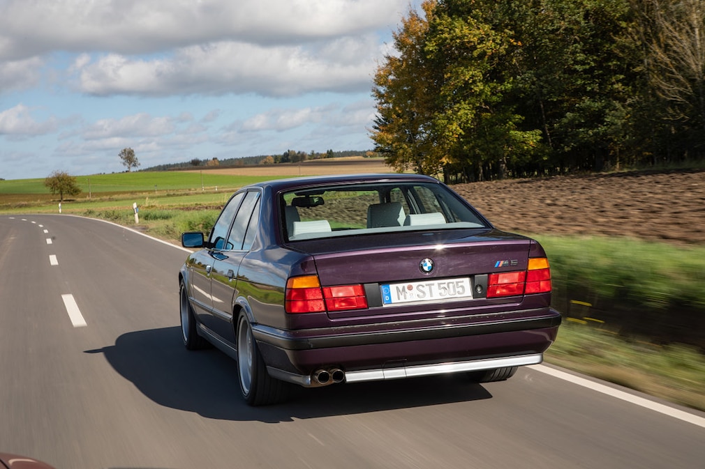 BMW M5 E34