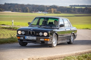 BMW M5 E28