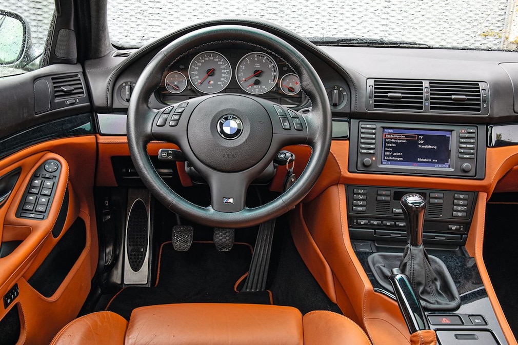 BMW M5 E39