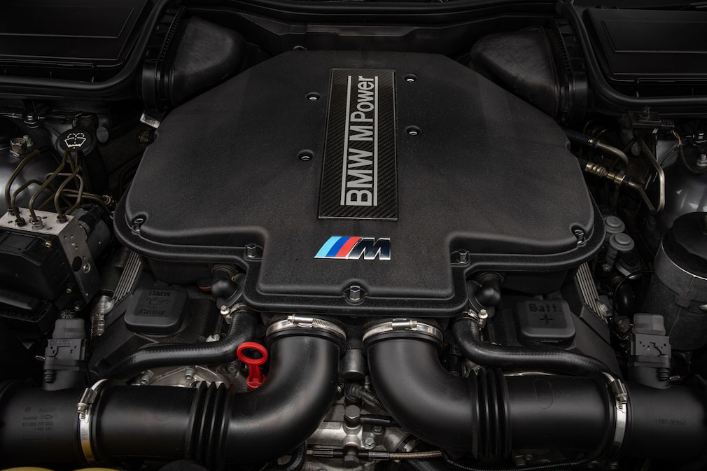 BMW M5 E39