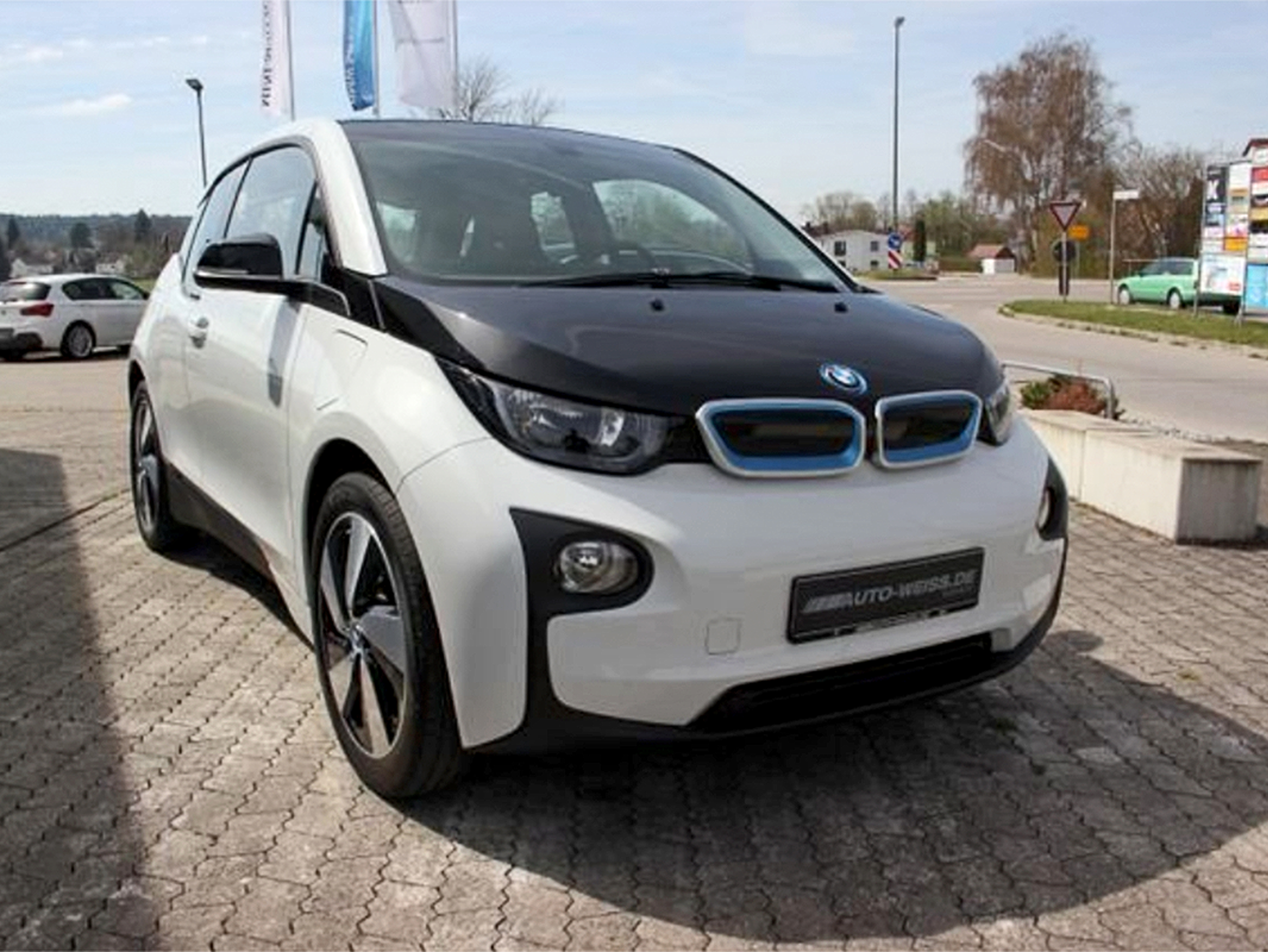 Bmw i3 sales 60ah range extender