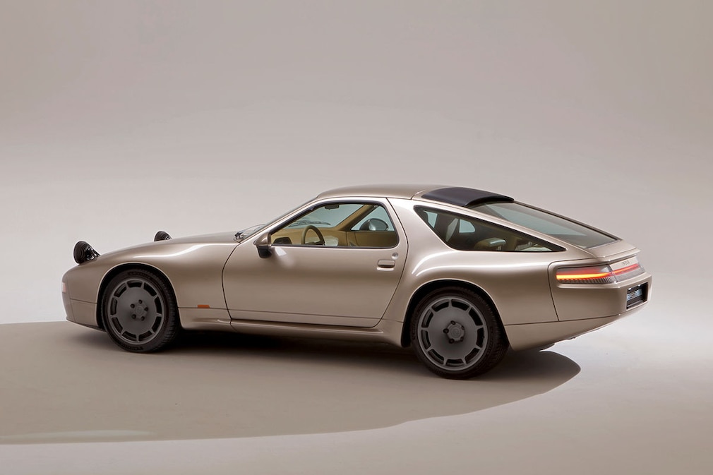Nardone Automotive Porsche 928 Restomod