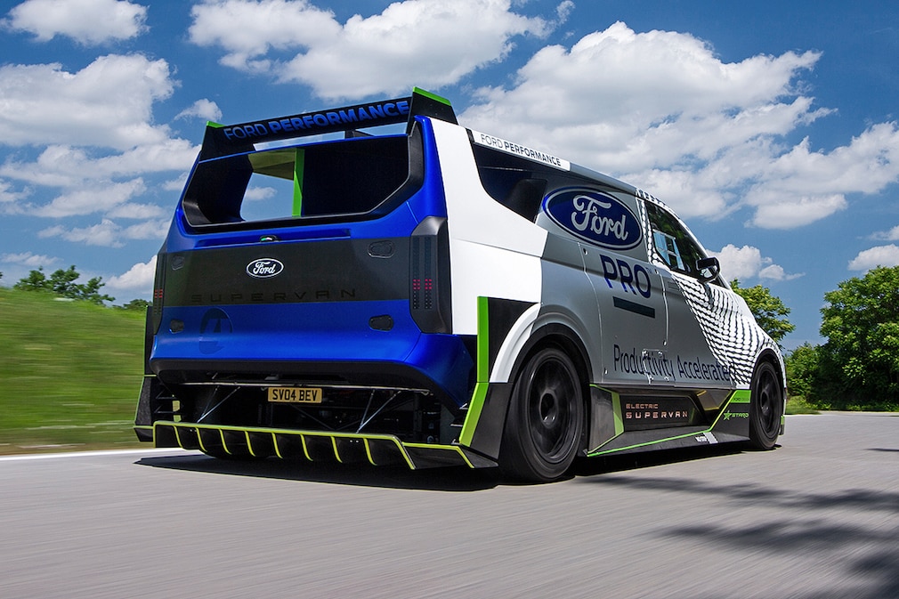 Ford Pro Electric SuperVan