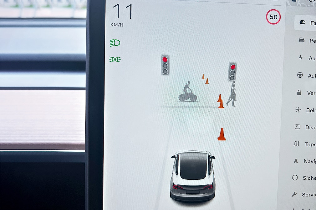 Alltagstest: Der Tesla Model 3 bietet mehr als andere - AUTO BILD