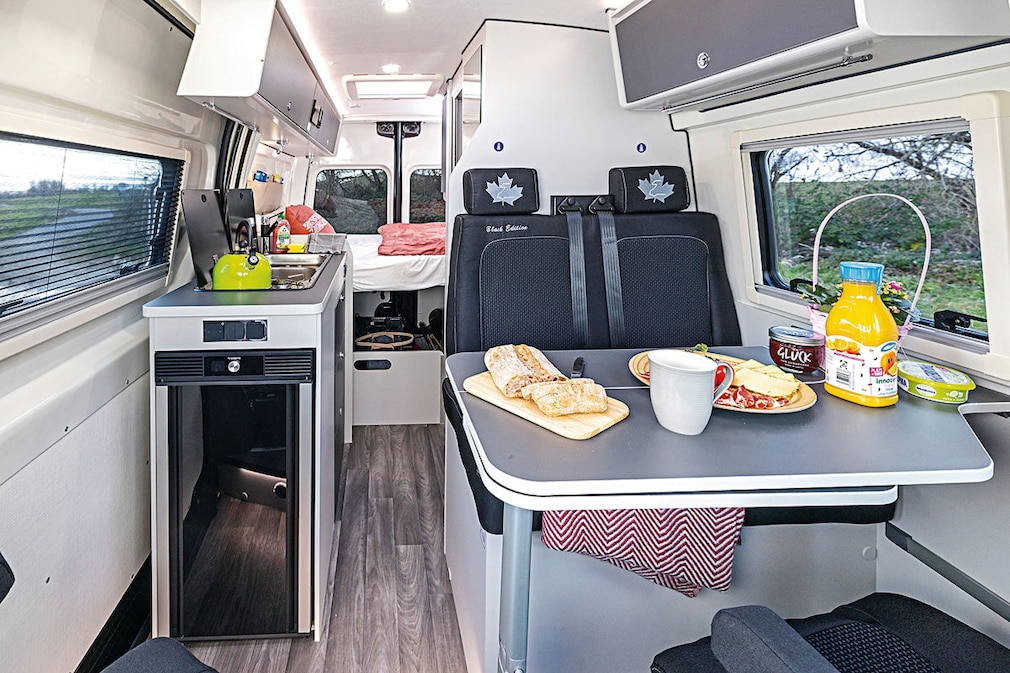 Ahorn Van 550 Black Edition