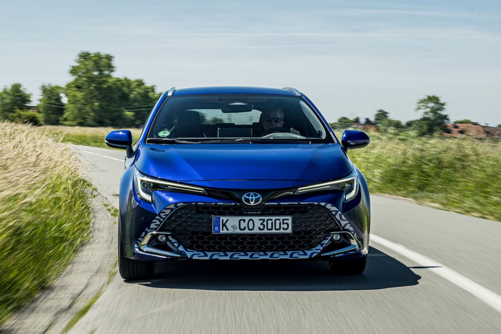 Toyota Corolla 1.8 Hybrid Touring Sport