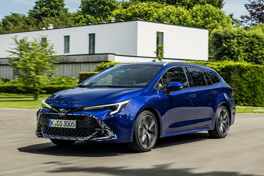 Toyota Corolla 1.8 Hybrid Touring Sport