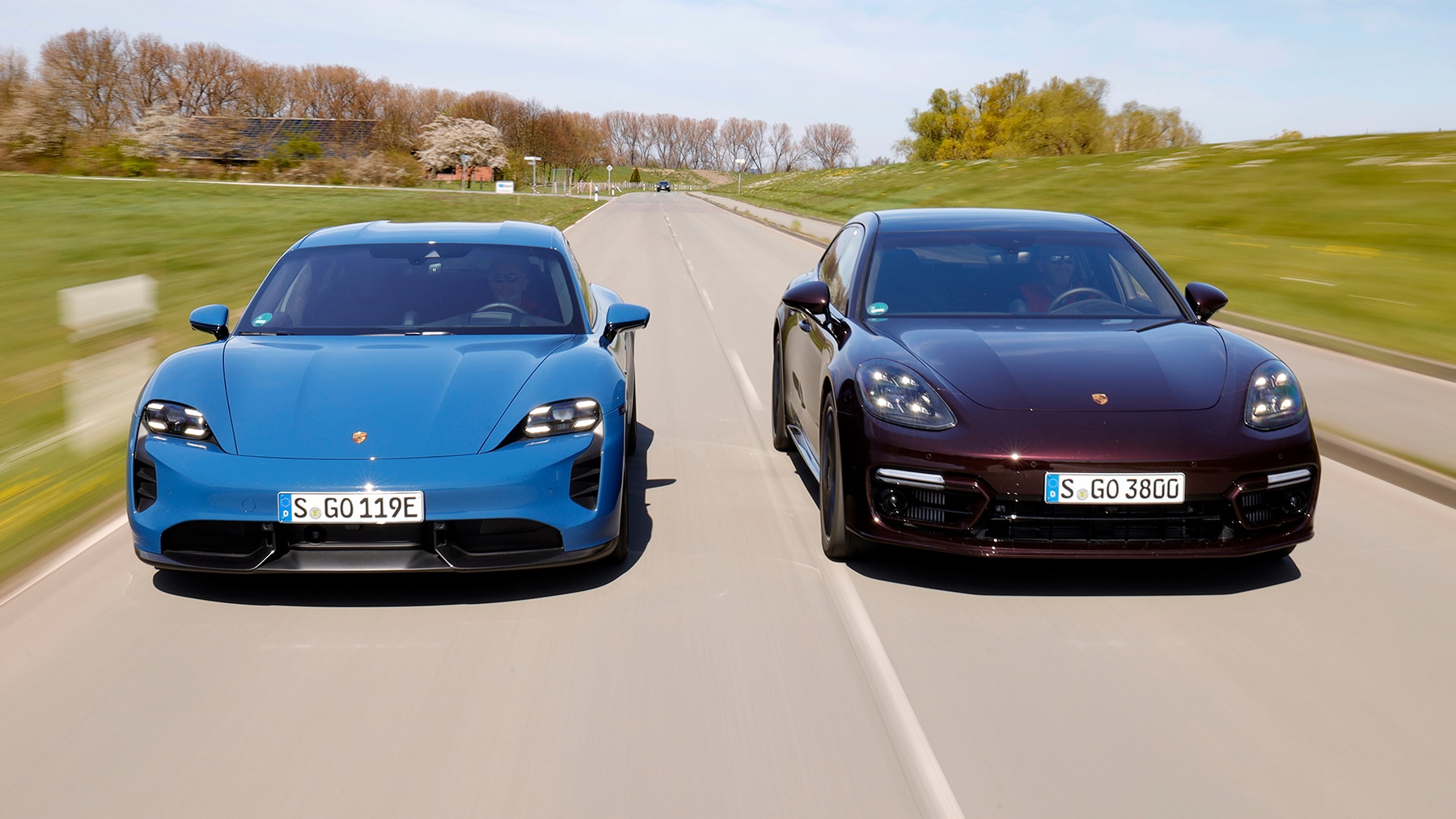 2025 Porsche Taycan Vs 2025 Porsche Panamera