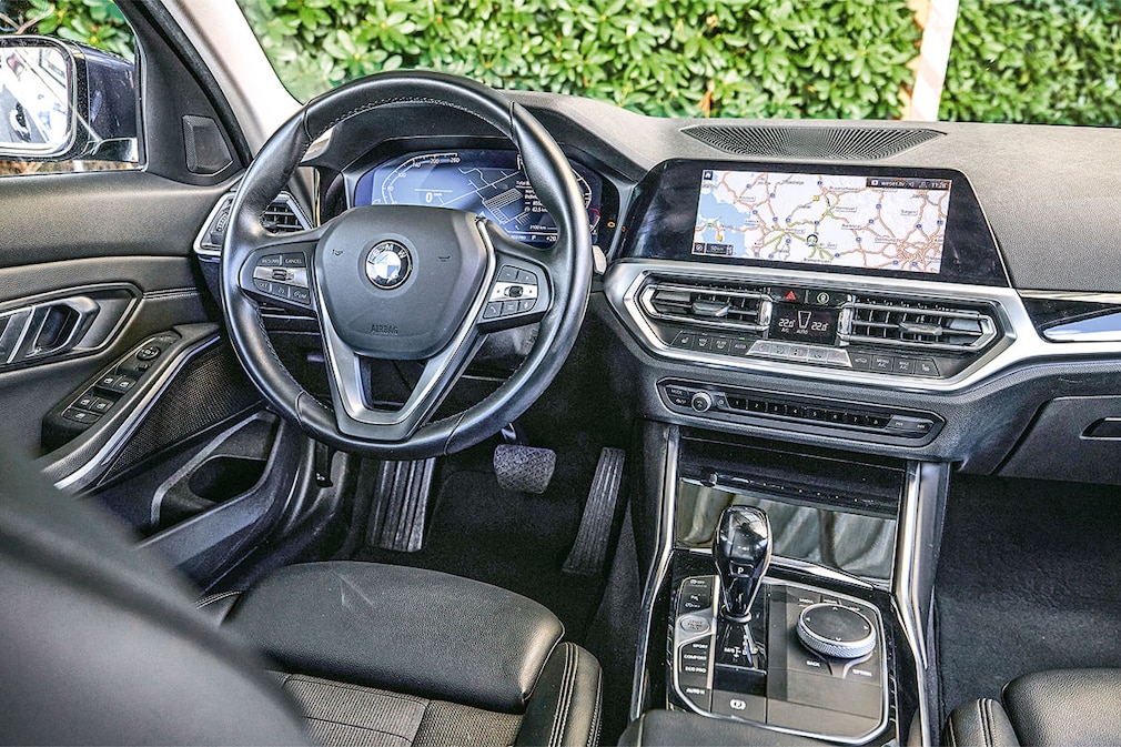 BMW 320d Sport Line