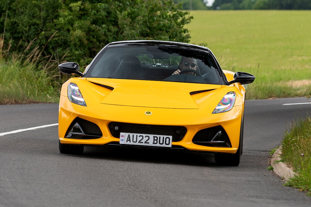 Lotus Emira V6 First Edition 