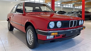 BMW 323i E30