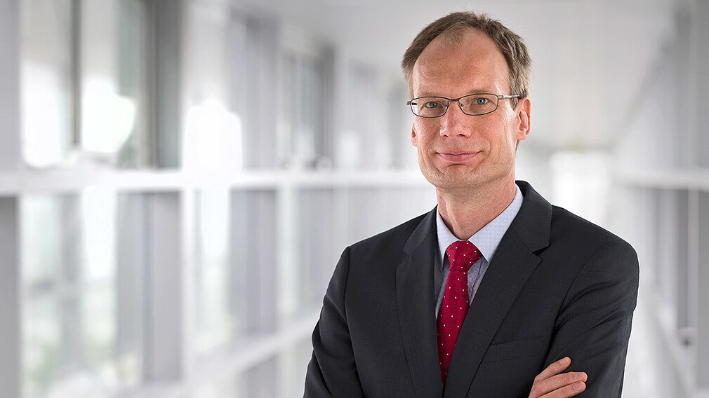 Der bisherige Finanzchef der Opel AG Michael Lohscheller. Beim Autohersteller Opel ist der Chef Karl-Thomas Neumann von seinem Amt als Sprecher der Geschäftsführung zurückgetreten. Sein Nachfolger wird der bisherige Finanzchef Michael Lohscheller, wie das Unternehmen am Montag mitteilte. (zu dpa "Opel-Chef Neumann tritt zurück - Finanzchef rückt an die Spitze" vom 12.06.2017.